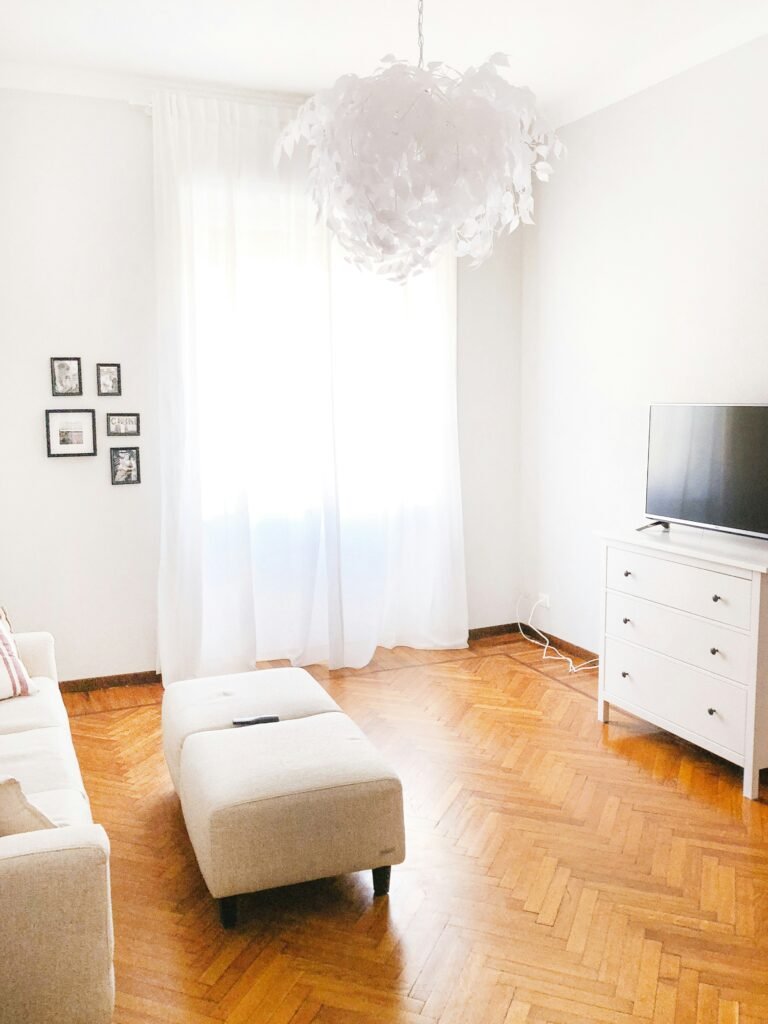 buscar departamento en Italia: interior de apartamento en Italia 